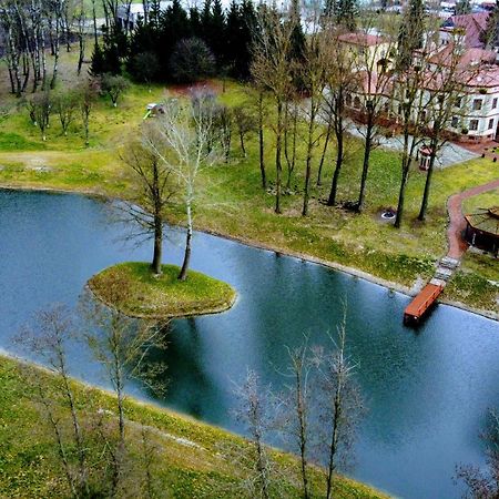Palac Mysleta Uzdowo Kültér fotó
